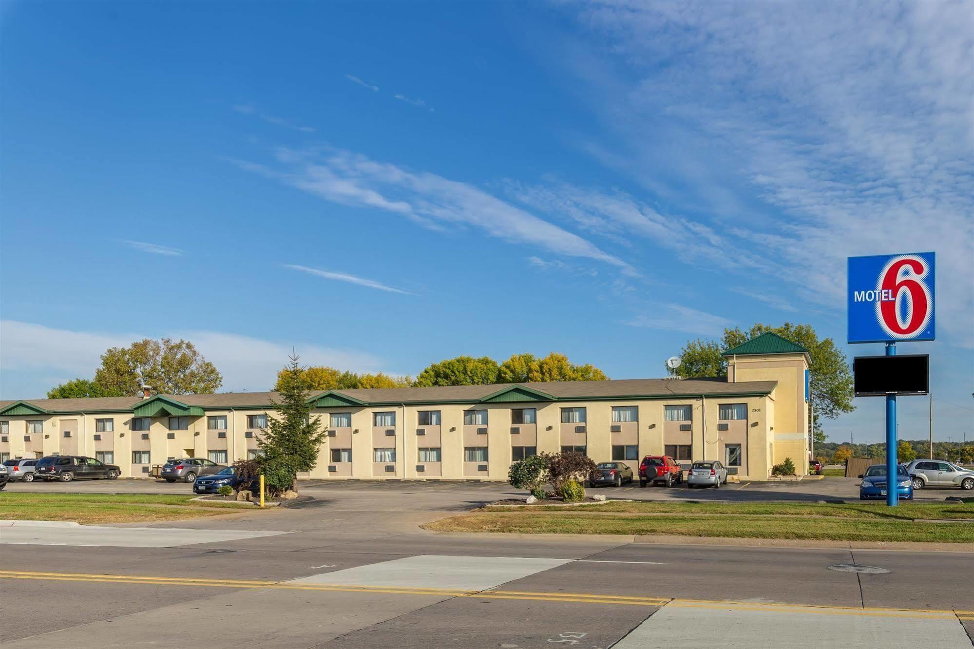 Motel 6-Moline, Il Eksteriør bilde