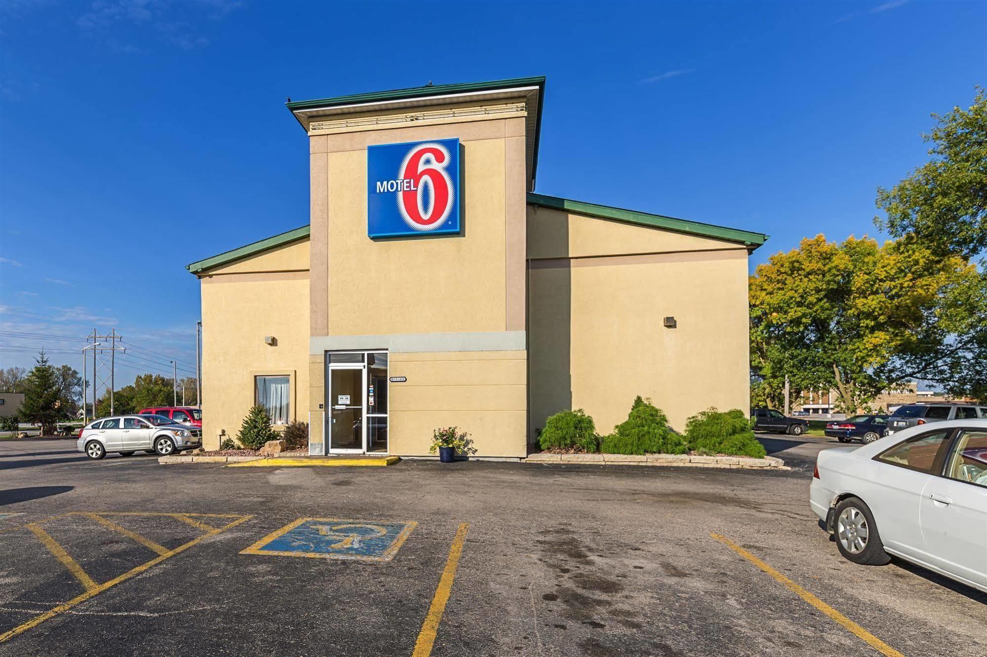 Motel 6-Moline, Il Eksteriør bilde