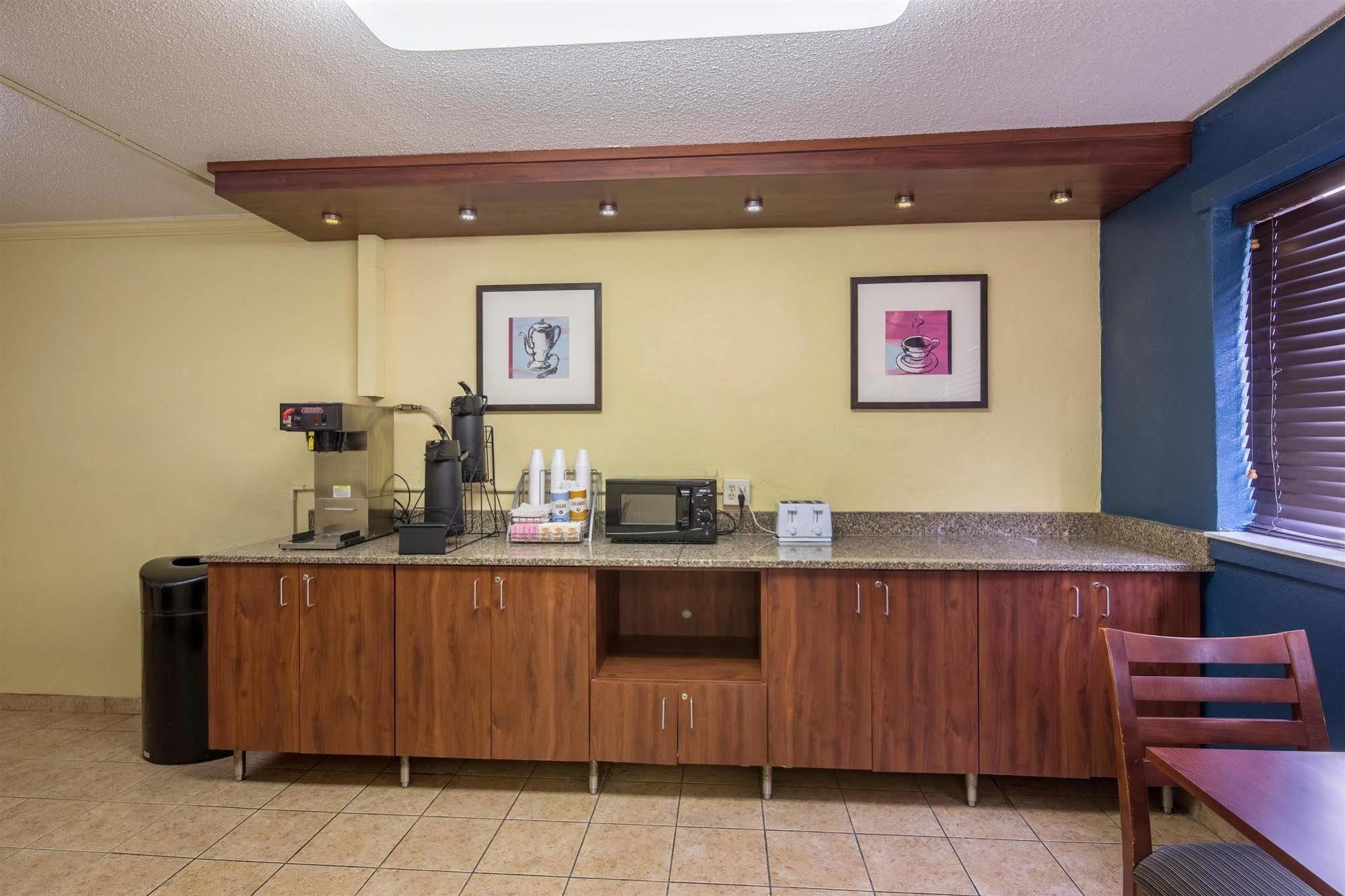 Motel 6-Moline, Il Eksteriør bilde