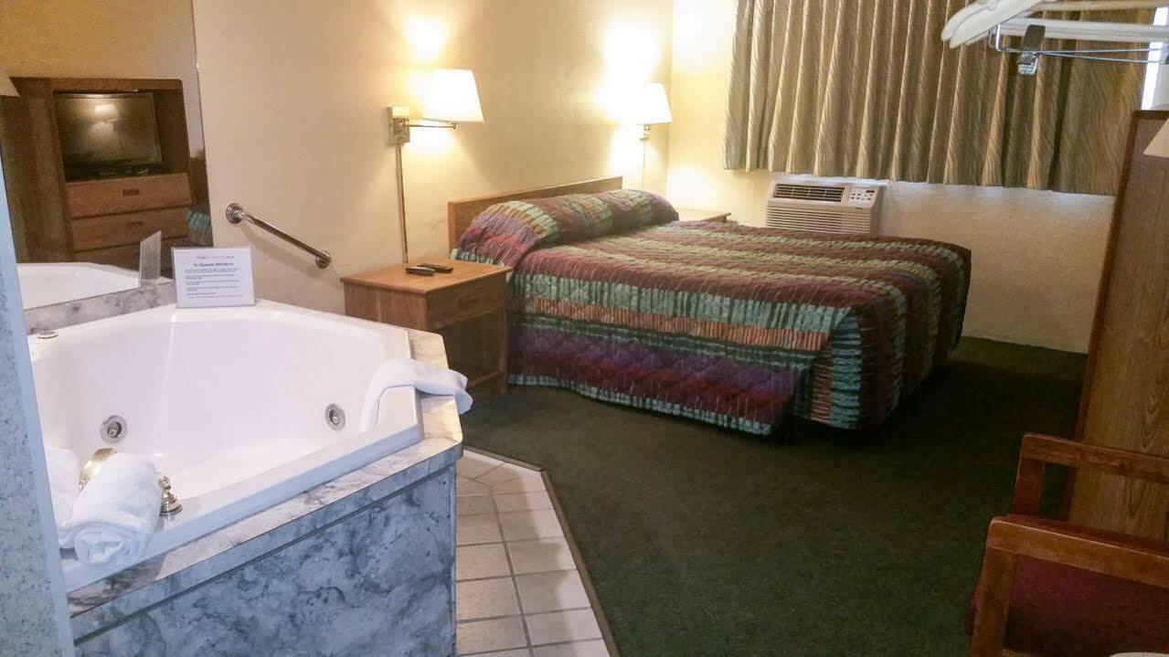 Motel 6-Moline, Il Eksteriør bilde